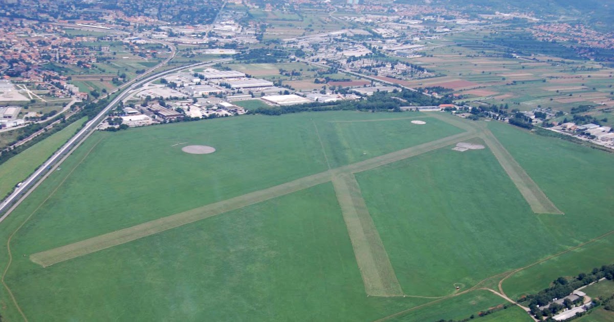 Aeroporto Duca d’Aosta: un mezzo-Piano adottato all’ultimo dalla maggioranza senza grandi prospettive.